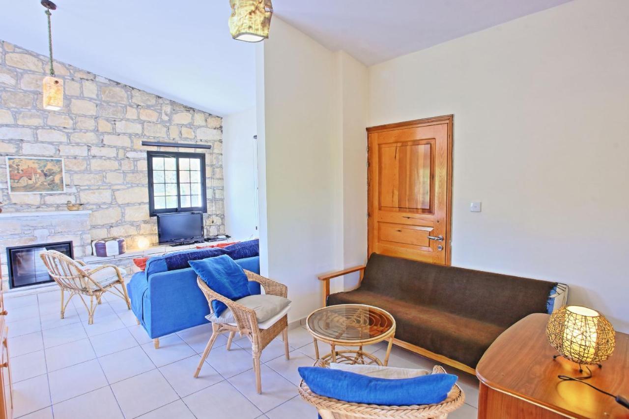 Polis Villa Maria Latchi מראה חיצוני תמונה